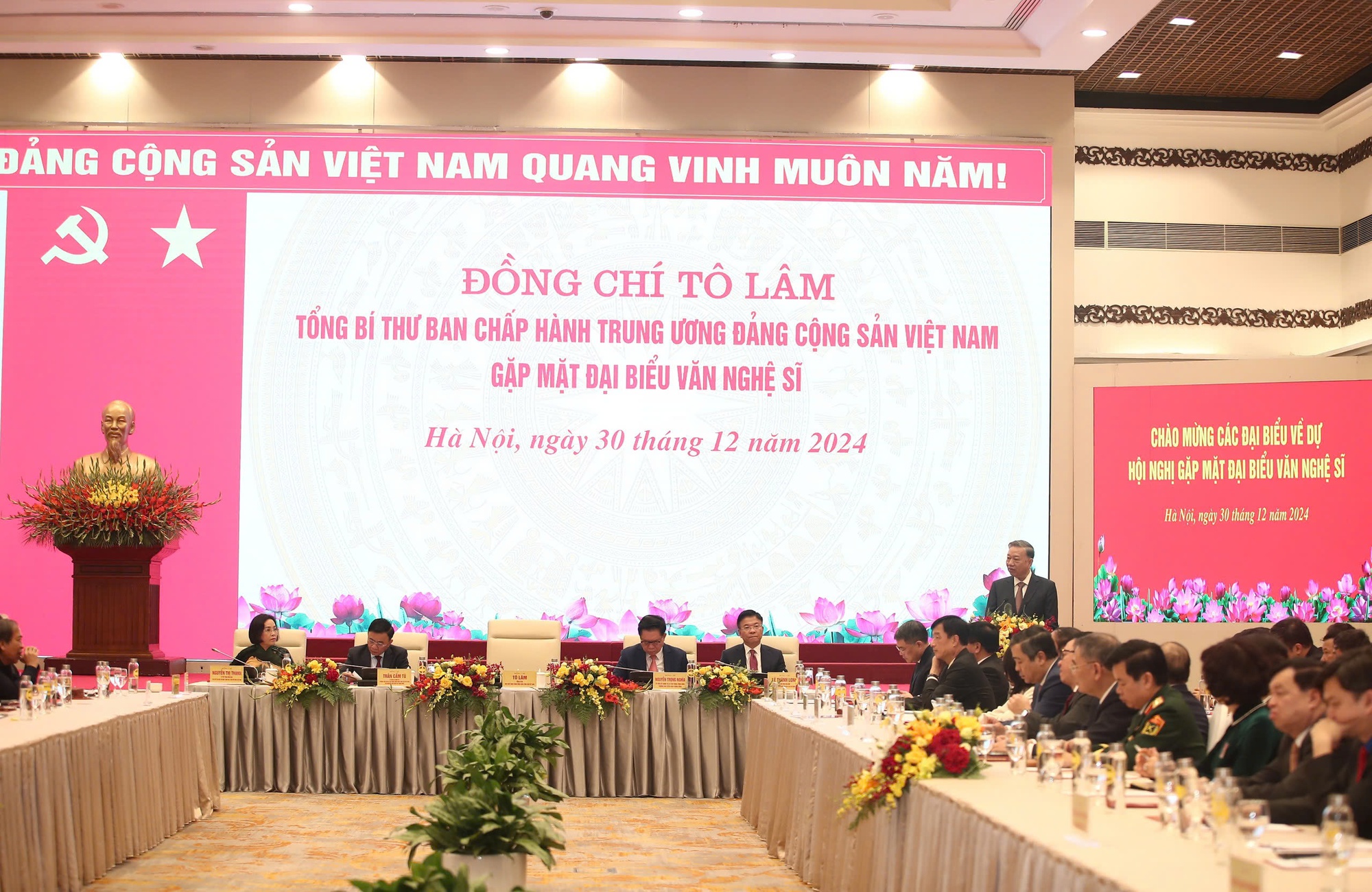 Nghệ An Tổ Chức Hội Nghị Lấy Ý Kiến Đối Với Dự Thảo Báo Cáo Chính Trị