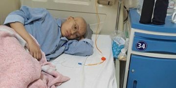 Cậu Bé 16 Tuổi Đối Diện Căn Bệnh Ung Thư Xương: Giấc Mơ Bóng Đá Đang Tan Biến