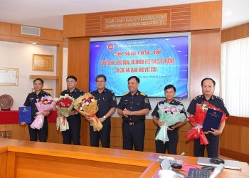 Hội nghị công bố quyết định mới tại Chi cục Hải quan khu vực XI
